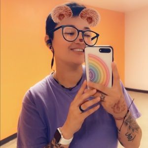 Meet your Posher, Rebekah